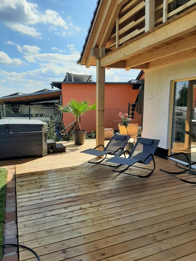 Landliebe, Ferienhaus, 3 Schlafzimmer Mit Sauna Und Outdoor Whirlpool Geierswalde Eksteriør billede